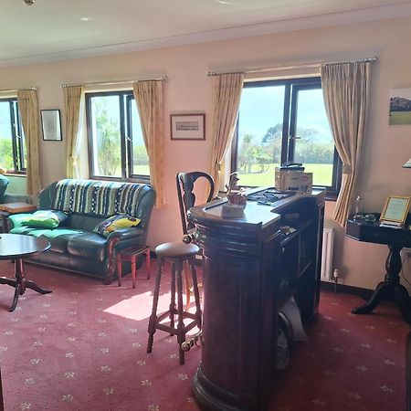 Corthna Lodge Schull Exteriér fotografie